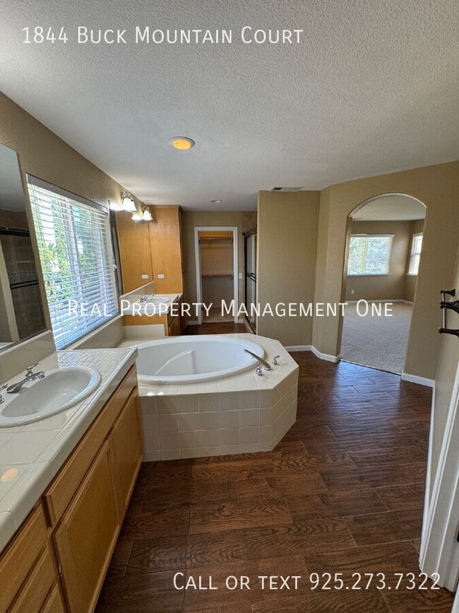 Building Photo - 1844 Buck Mountain Ct