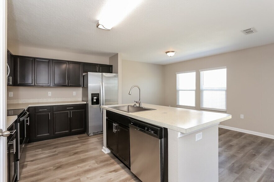 Building Photo - 2311 Blush Blossom Ct