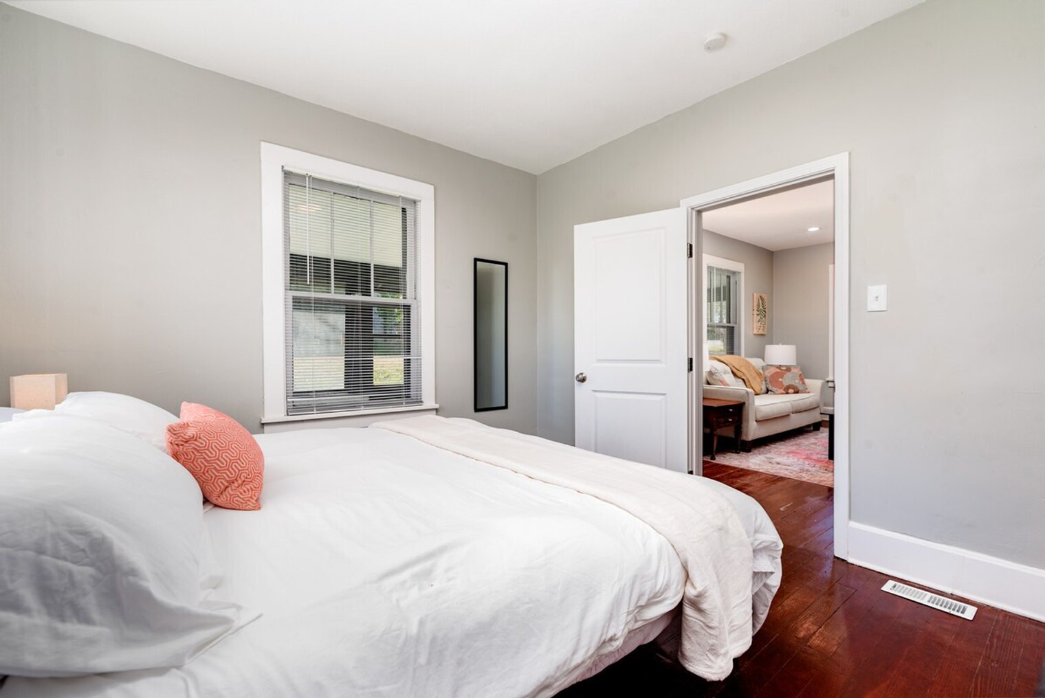 Building Photo - 257 Gordon Ave