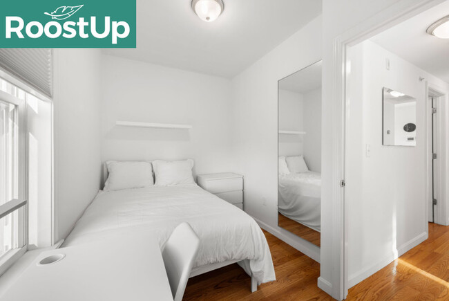 Building Photo - New RoostUp Furnished Private Bedroom in E...