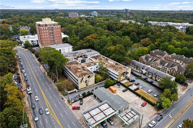Building Photo - 3645 Peachtree Rd NE