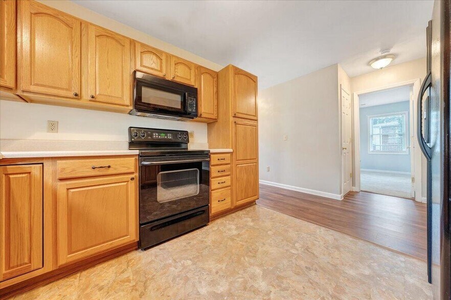 Building Photo - 720 Tennessee St