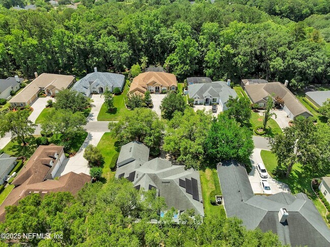Building Photo - 526 Oakmont Dr