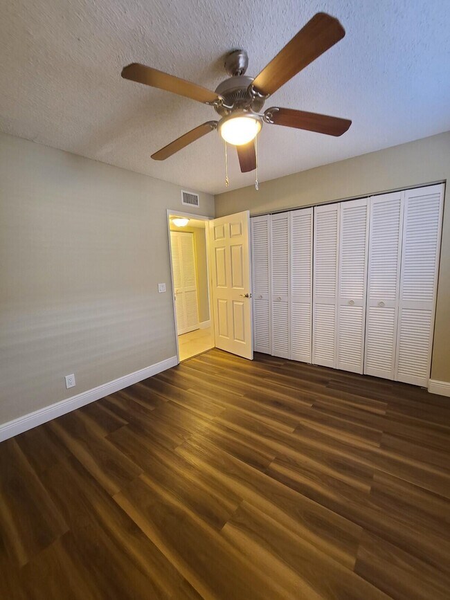 Building Photo - 1640 Windorah Way