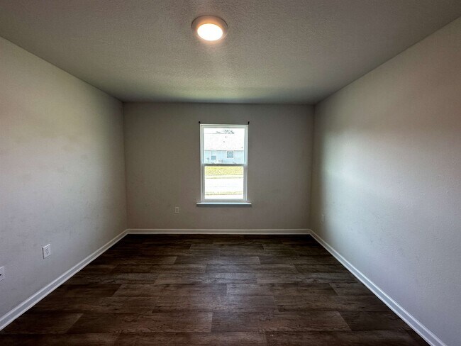 Building Photo - 24525 Alamitos Trace Dr