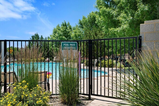 Building Photo - 2316 Penn Ave SE