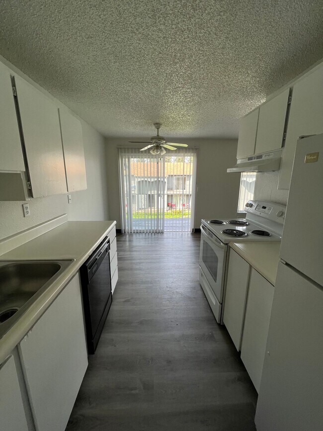 Pine Tree Lane Apartments 1010 SE 122nd Ave Portland OR 97233 Apartment Finder