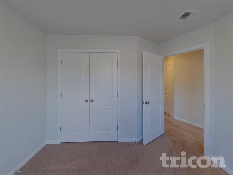 Building Photo - 177 Braxton Dr