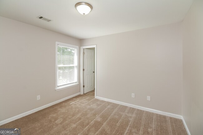 Building Photo - 4115 Stillwater Point