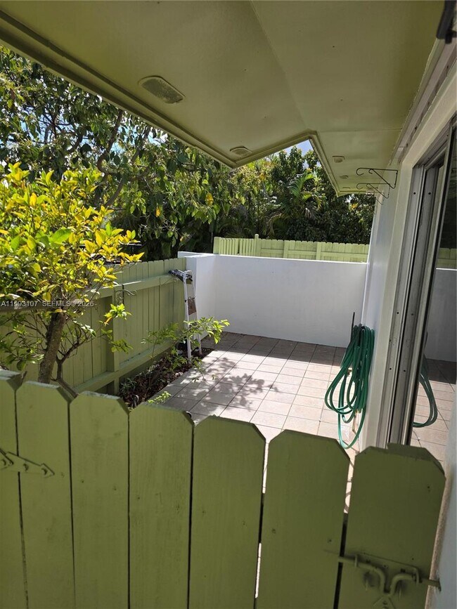 Building Photo - 12241 SW 115th Terrace