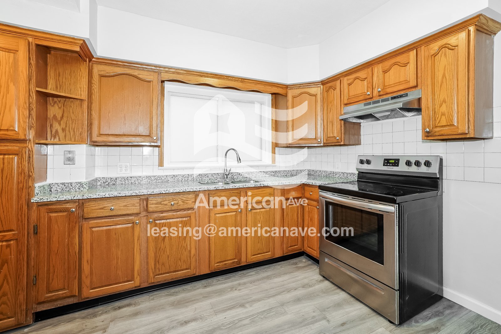 Building Photo - 691 Noble Ave