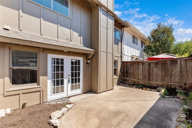 Building Photo - 1859 Coronado Hills Dr