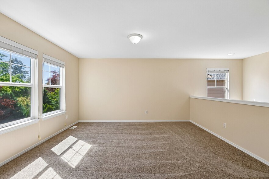 Building Photo - 22754 NE 94th Way