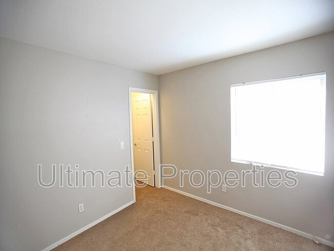 Building Photo - 12511 N 121st Dr