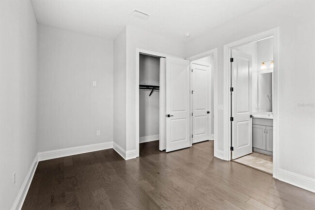 Building Photo - 17418 Pesce Loop