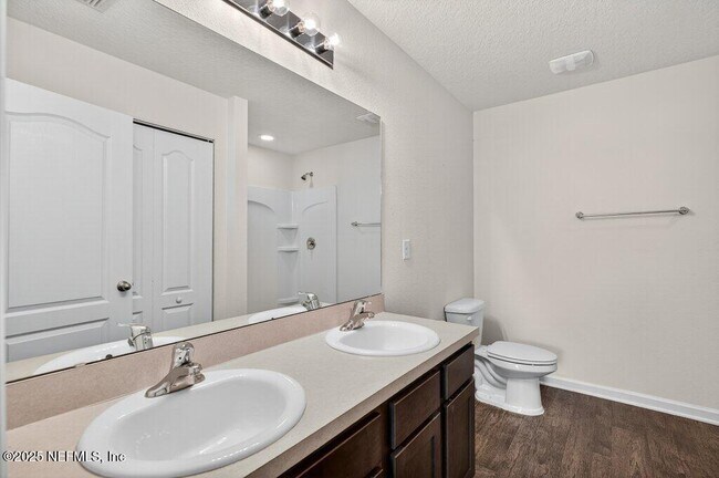 Building Photo - 8387 Cape Fox Dr