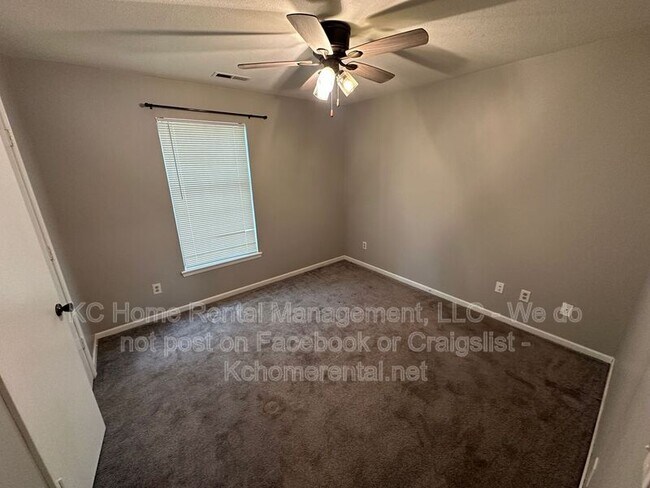 Building Photo - 211 Barr Rd