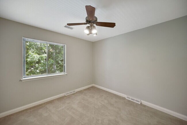 Building Photo - 12819 Huntercreek Rd