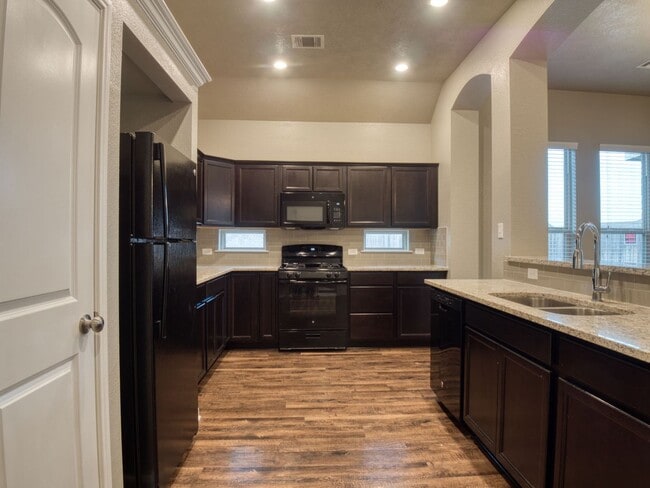 Building Photo - Spacious Single-Family Home Available Now!