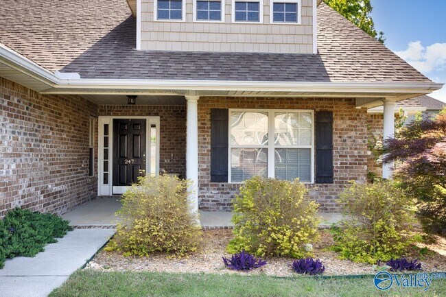 Building Photo - 247 De Jan Rd