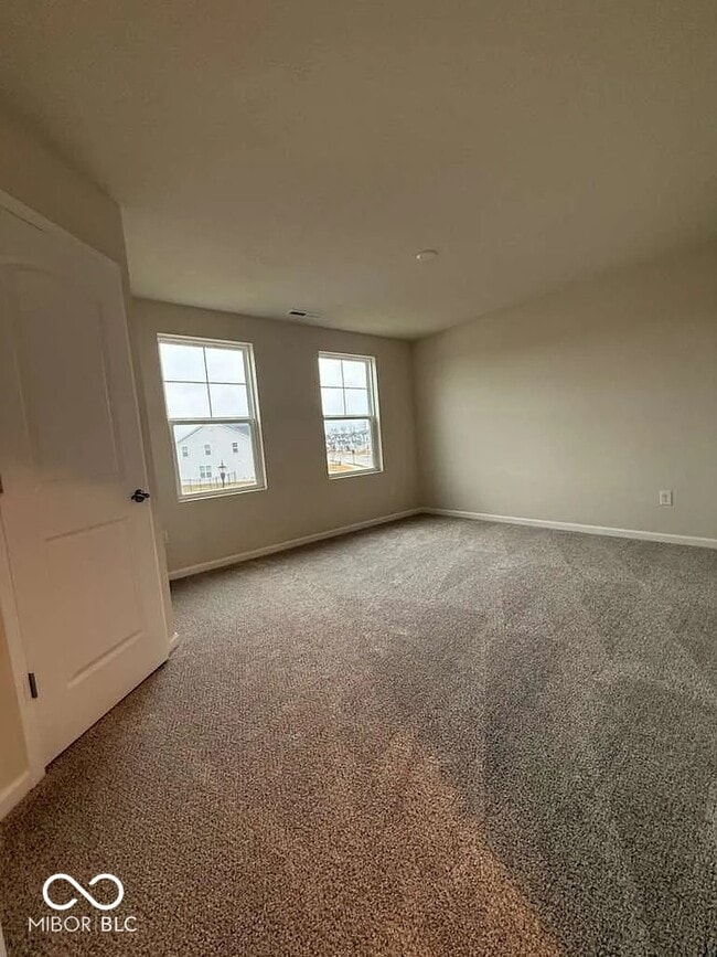 Building Photo - 6871 Seabiscuit Rd