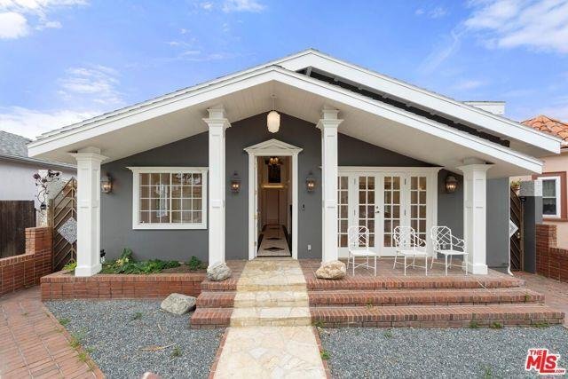 Building Photo - 3121 Stanford Avenue, Los Angeles, CA 9029...