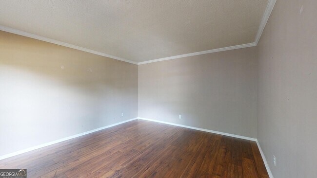 Building Photo - 1531 Dartmouth Ct