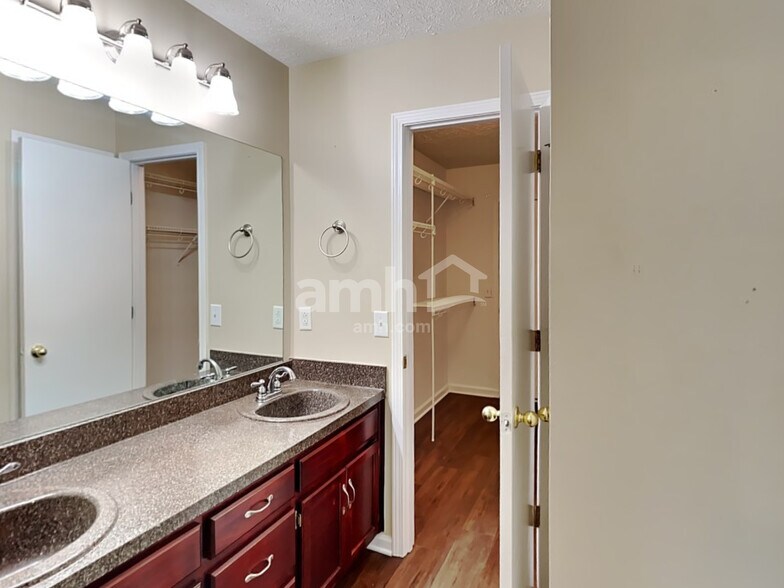 Building Photo - 108 Wood Duck Ln