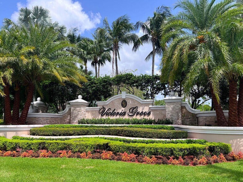 Building Photo - 137 Canterbury Pl