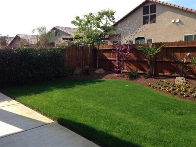 Building Photo - 11323 N Via Ventana Way