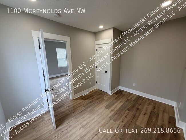 Building Photo - 1100 Mc Reynolds Ave NW