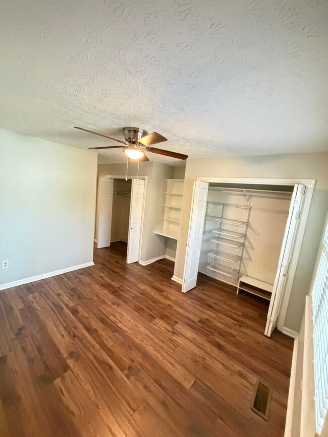 Building Photo - 5 Points Duplex