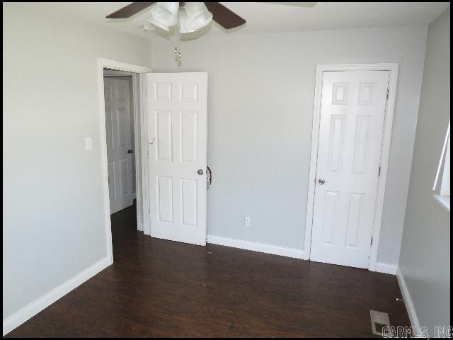 Building Photo - 9216 W 6th St