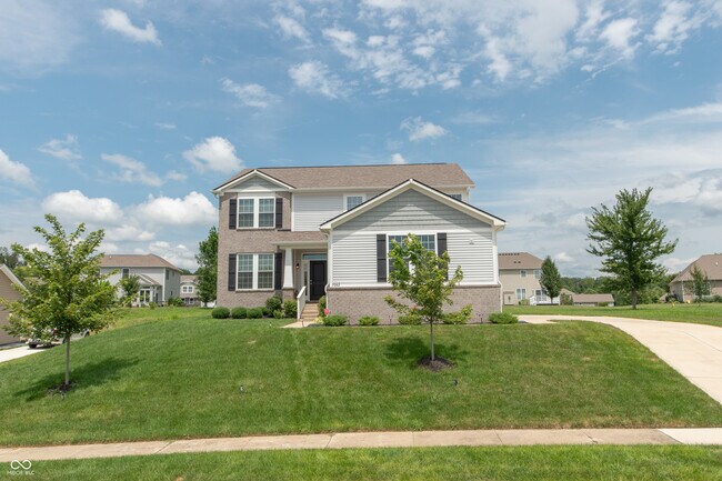 Building Photo - 7042 Pinnacle Dr
