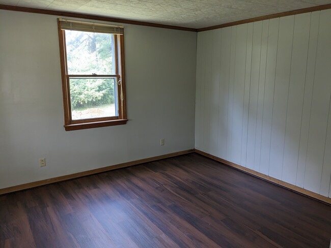 Building Photo - 20655 Monrovia Rd