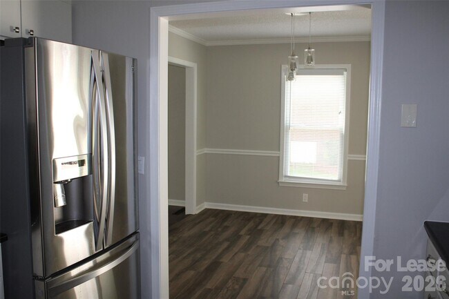 Building Photo - 2212 Crosswinds Ct