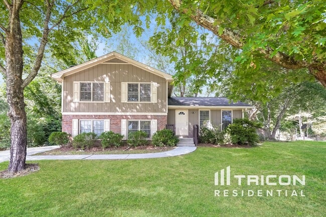 Primary Photo - 2561 Falcon Ridge Dr SW