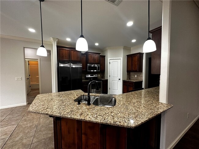 Building Photo - 584 N Mulligan Dr