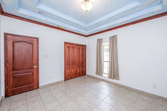 Building Photo - 6514 Grande Bay