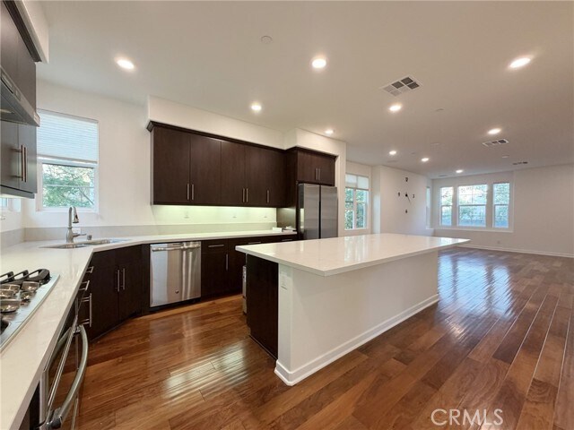 Building Photo - 136 Acamar