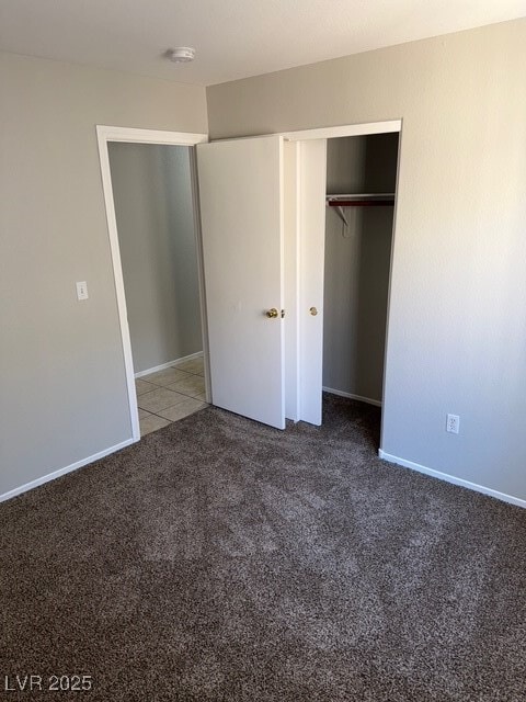 Building Photo - 4932 Royal Lake Ave