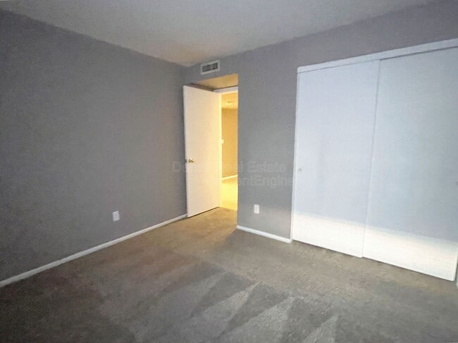 Building Photo - 2875 W Highland St