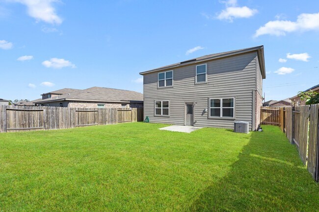 Building Photo - 15243 Crescent Brookfield Dr