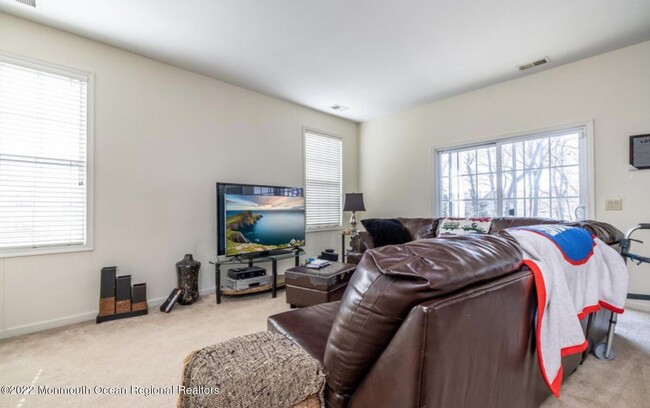 Building Photo - 224 S Bridge Ave