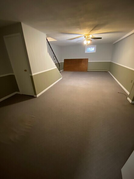 Building Photo - 601 Mountain Ave