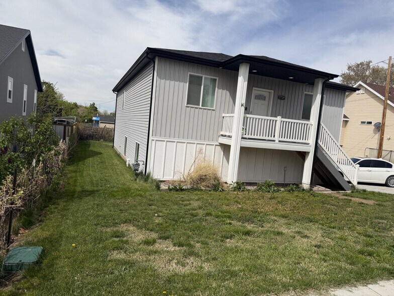 Building Photo - 5729 S 2400 W