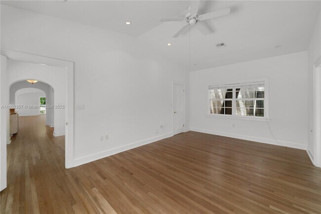 Building Photo - 1765 Wa Kee Na Dr