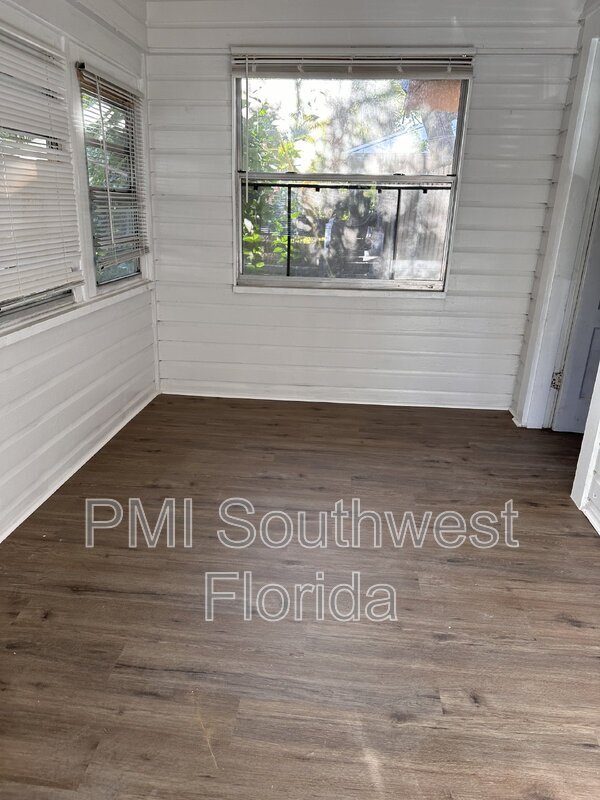 Building Photo - 1764 Laurel St