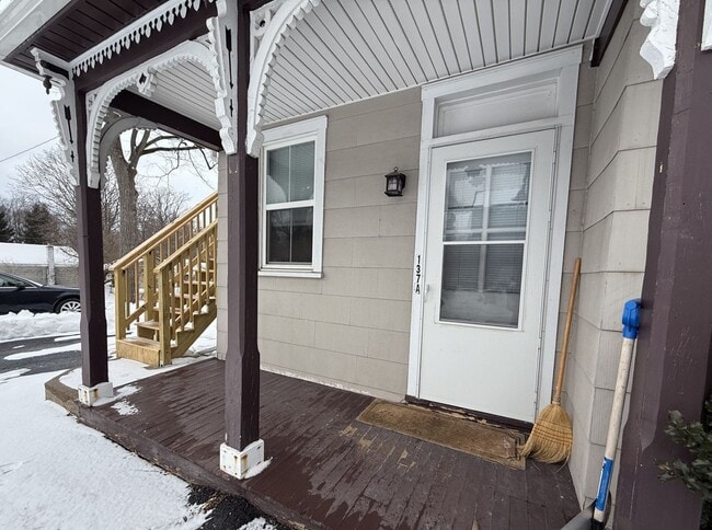 Building Photo - Pine Grove Mills Apartment!