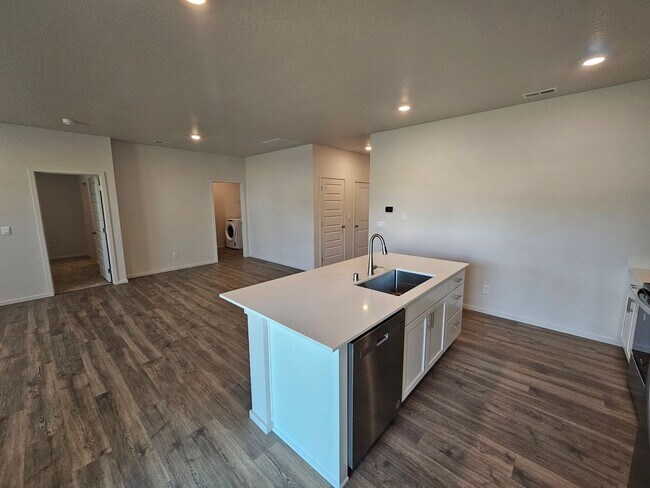 Building Photo - New build! October rent free